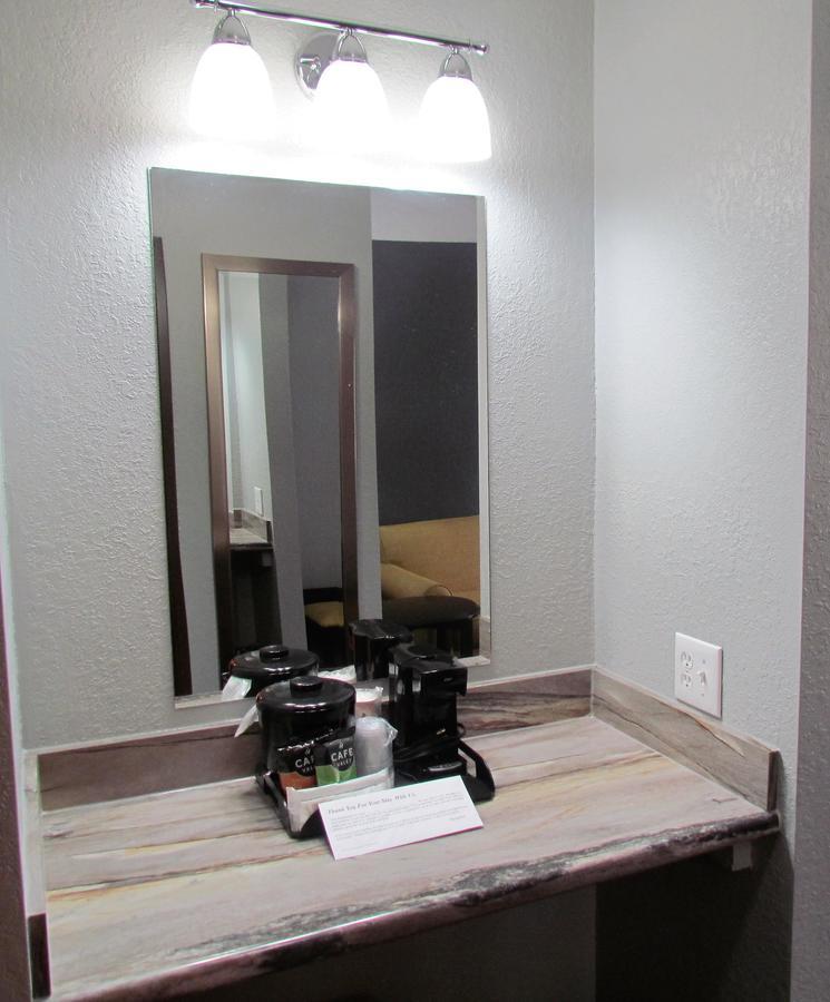 Oak Hill Inn & Suites Canton Dış mekan fotoğraf