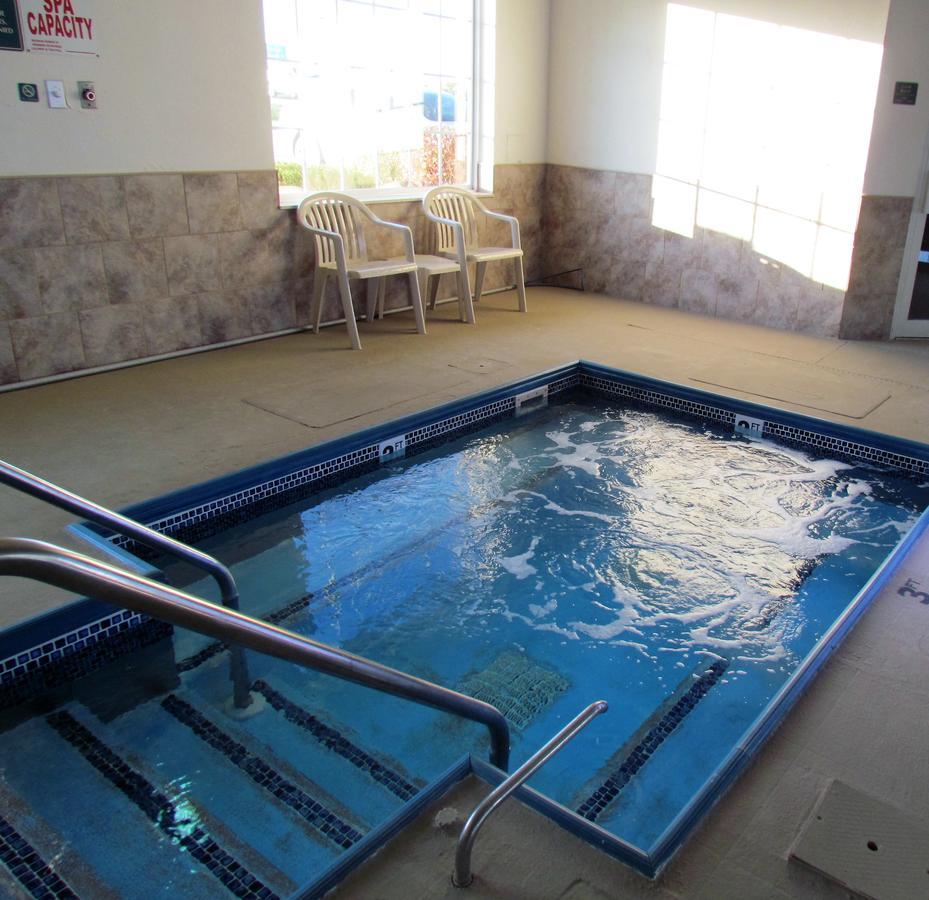 Oak Hill Inn & Suites Canton Dış mekan fotoğraf